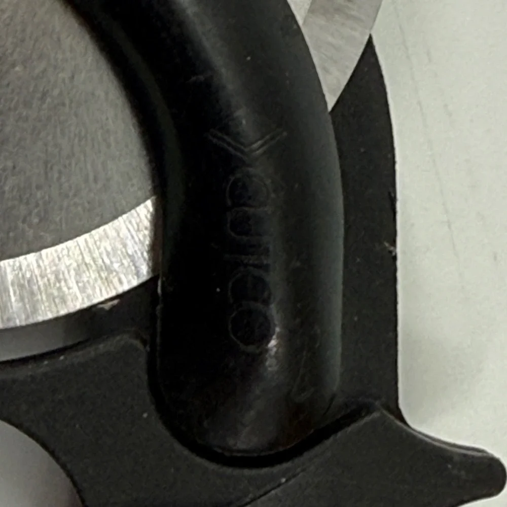 Cutco Pizza Cutter 77 Black Ergonomic Handle Stainless Steel Blade Slicer